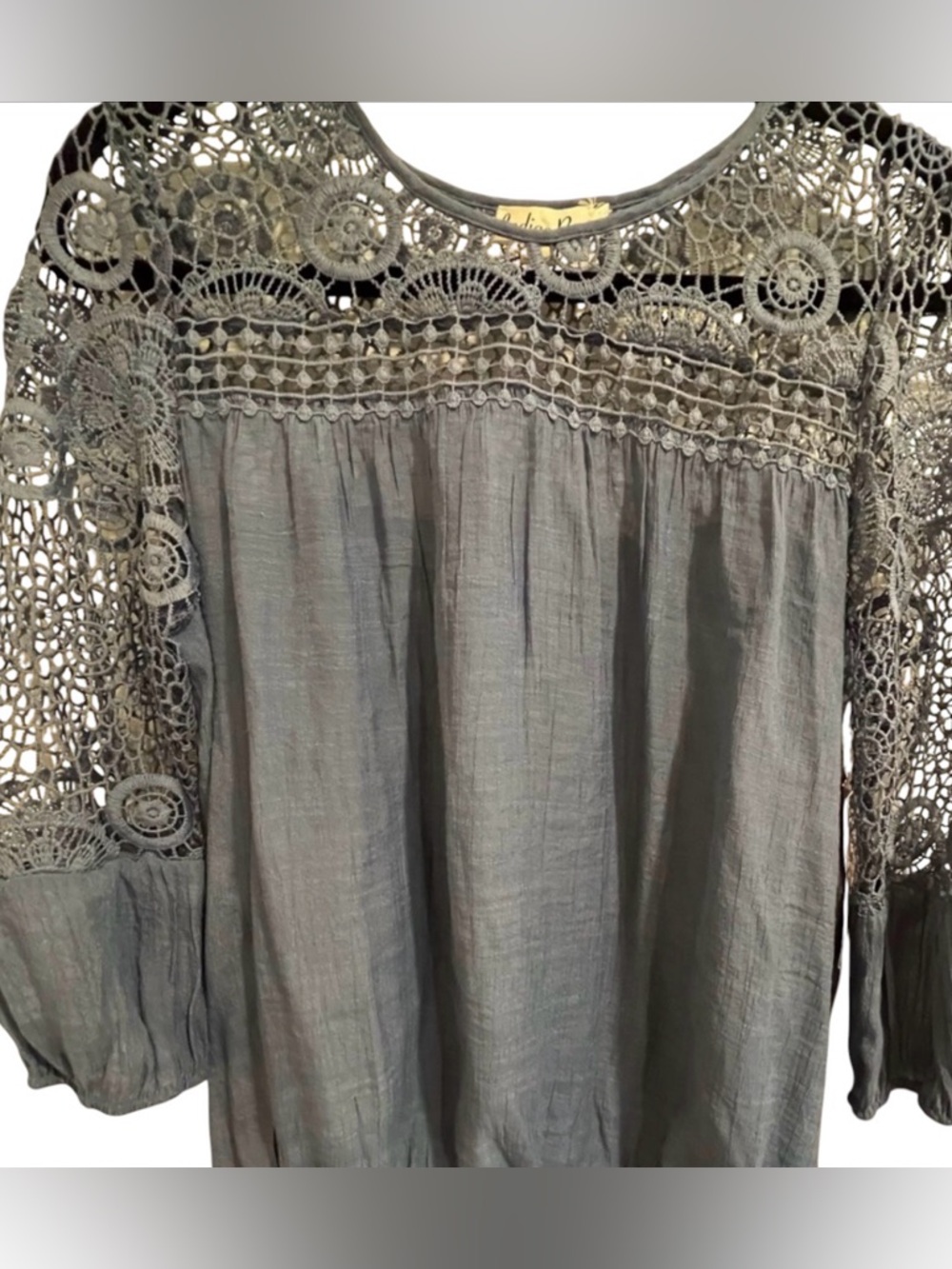 Indigo Rose Blue Lace Women's Blouse. Size L. NWT.